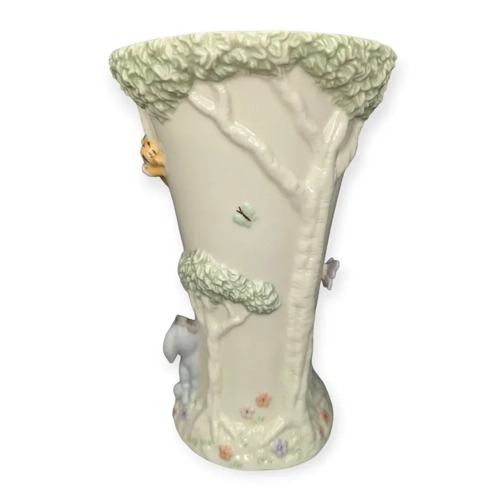 Lenox Disney Sculptural Winnie The Pooh A Most Adventurous Day XL Fine China